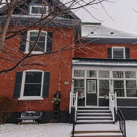 Colborne Bed And Breakfast Goderich Exterior photo